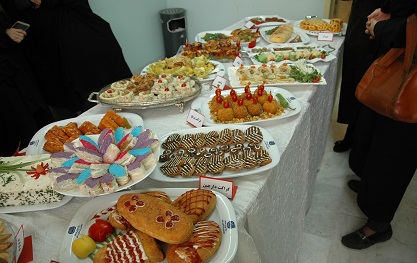 برگزاری جشنواره غذاهای سنتی به مناسبت هفته ملی مهارت و کارآفرینی در مرکز