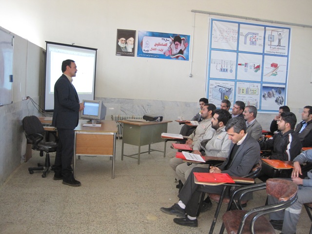 آغاز اولین دوره آموزشی رعایت ایمنی در شبکه های توزیع برق بجستان