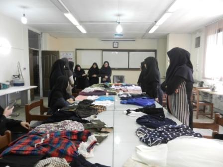 به مناسبت هفته دفاع مقدس برگزار شد: ژوژمان پایان دوره آموزش دوخت اولیه لباس دخترانه و پسرانه در مرکز آموزش فنی و حرفه ای خواهران مشهد